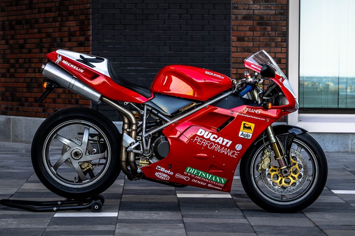 Ducati 996 Rebuild Side 998